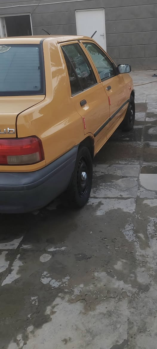 سايبه للبيع سياره نضيفه موديل ٢٠١٥ سنويه ما صاقطه مكاني دوانيه سعر ٣٥ وبيه مجال شراي يجي خاص او يتصل بيه ***********
