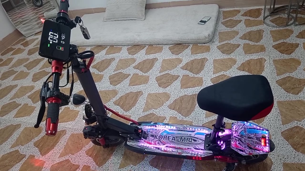 اسكوتر للبيع فول فول  صار اقل من شهر أخذنا 550الف او هسه طالب علي 400 او بي مجال قليل كركوك القادسية الأولى ***********
