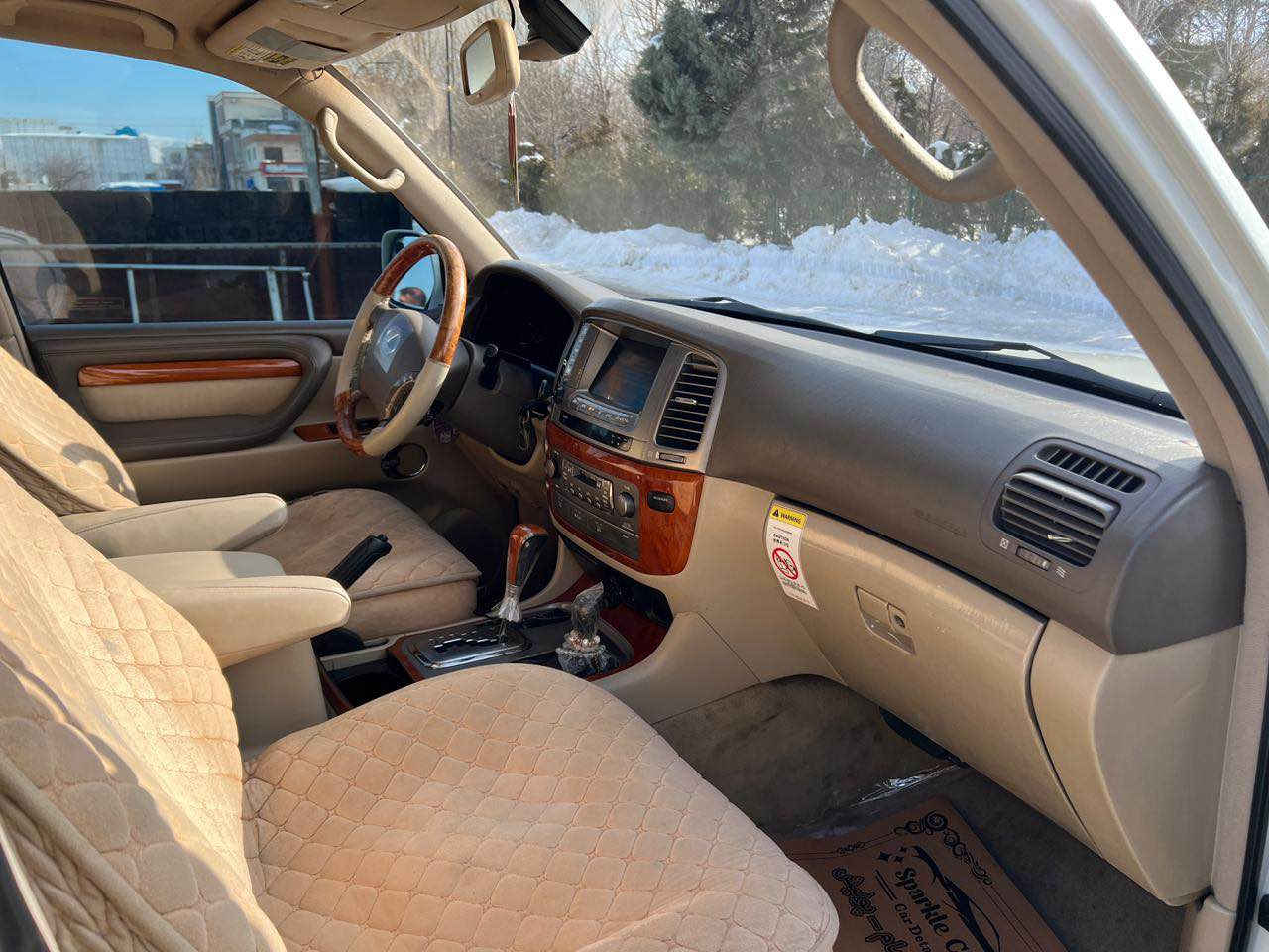 ناونیشان: لێگزس ٢٠٠٥ - لوتکەی پاکی و توندی
• مۆدێل: ٢٠٠٥
• تایبەتمەندی: فول فول مواسەفات.
• سیستەمی هایدرۆلیک: دەبڵ بەرز و نزم بەشەرت و زۆر بێ کێشە کار دەکات.
• کارەبا: هەموو گیانی بەشەرت، بەبێ هیچ جۆرە کێشەیەک.
گێڕ و مەکینە بەشەرت و بە زەمان دەدرێت.
• تێبینی: سەیارەکە زۆر پاکە و "ماڵی دۆستە"، بۆ کەسێک دەبێت کە بەدوای سەیارەیەکی بێ مەسرەف و توندوتۆڵدا بگەڕێت. 
دوو پارچەی هەیە بێ ناو گرتن
سعری 160$معامەلا أربيل, العراق


**إذا كنت صاحب هذا الإعلان وتريد حذفه لأي سبب، رجاءا أرسل رسالة إلى الدعم الفني**