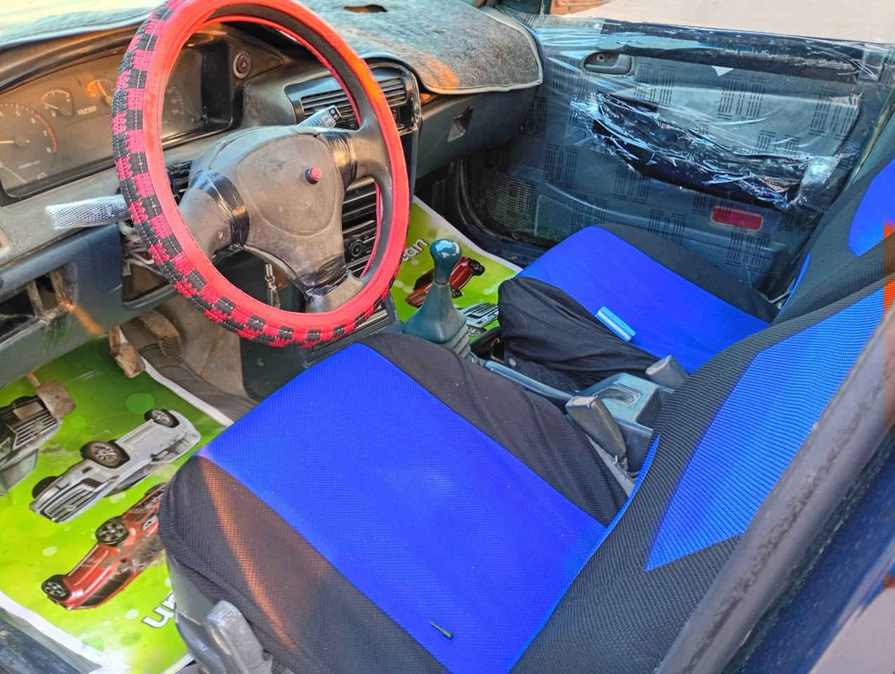 السلام عليكم للبيع كيا سيفيه م93 محرك جبير كير صدر كهربائيات كله شرط صبغ حزام بس القماره مامصبوغه ولا بيها ضربه سنويه ورقم جديد وهزه والسعر31 عنوان واسط الصويرة ***********
