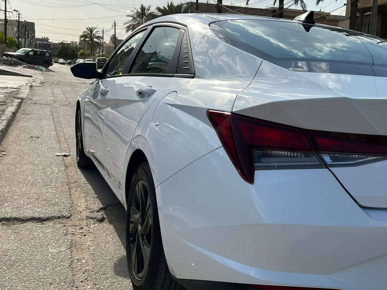 النترا موديل 24 امريكيه حادثها جنطه فول مواصفات بس فتحه ماكو رايدتها 100 ورقه
للتواصل  ⁨***********⁩
