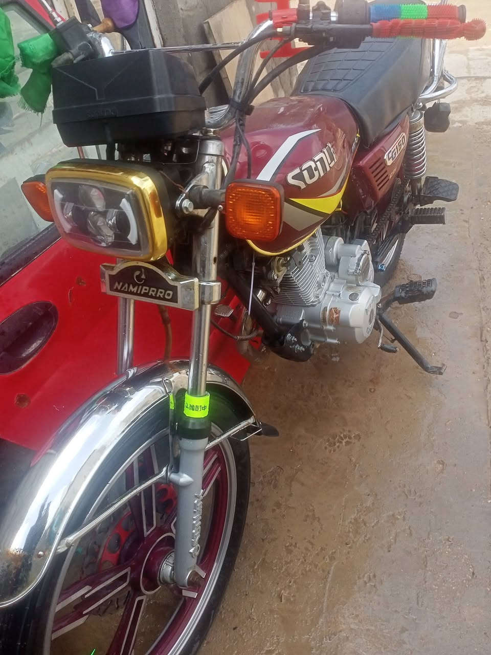 سلام عليكم 
دراجه موديل 23 اورق مكينه بيها بخار قليل 

سعر 450 وبيها مجال قليل لشراي مكاني بغداد
هاذا رقمي ‏‪***********‬‏
