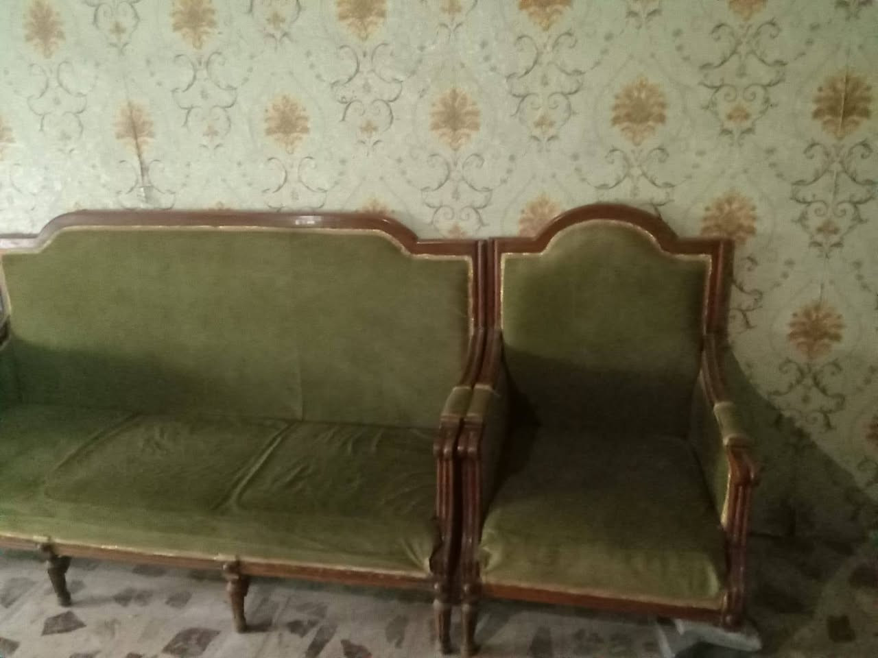 سلام عليكم
سيت قنفات نظيفه للبيع عدد ٢ ثلاثي المقعد وأربعة كراسي مفرده
مكان مدينة صدر


**إذا كنت صاحب هذا الإعلان وتريد حذفه لأي سبب، رجاءا أرسل رسالة إلى الدعم الفني**