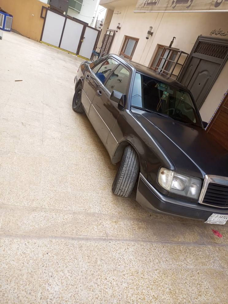 سيارة مارسيدس دب محرك بطة 2500ديلكو موديل 1989 رقم كركوك بيها بطاقة بانزين باسمي رقم انگليزي لسنة 2030  للاستفسار أكثر الاتصال على الرقم *********** كركوك, العراق
