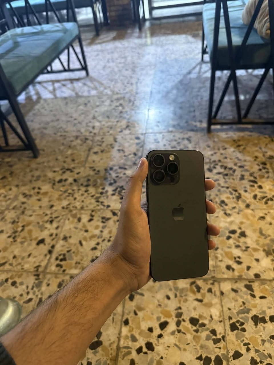 ايفون 15 برو ماكس بدل شاشه متوسطه باقي كفاله بصمه وجه شغاله عربي شرق اوسط بطاريه 90 سعر 750 شراي يتصل***********
