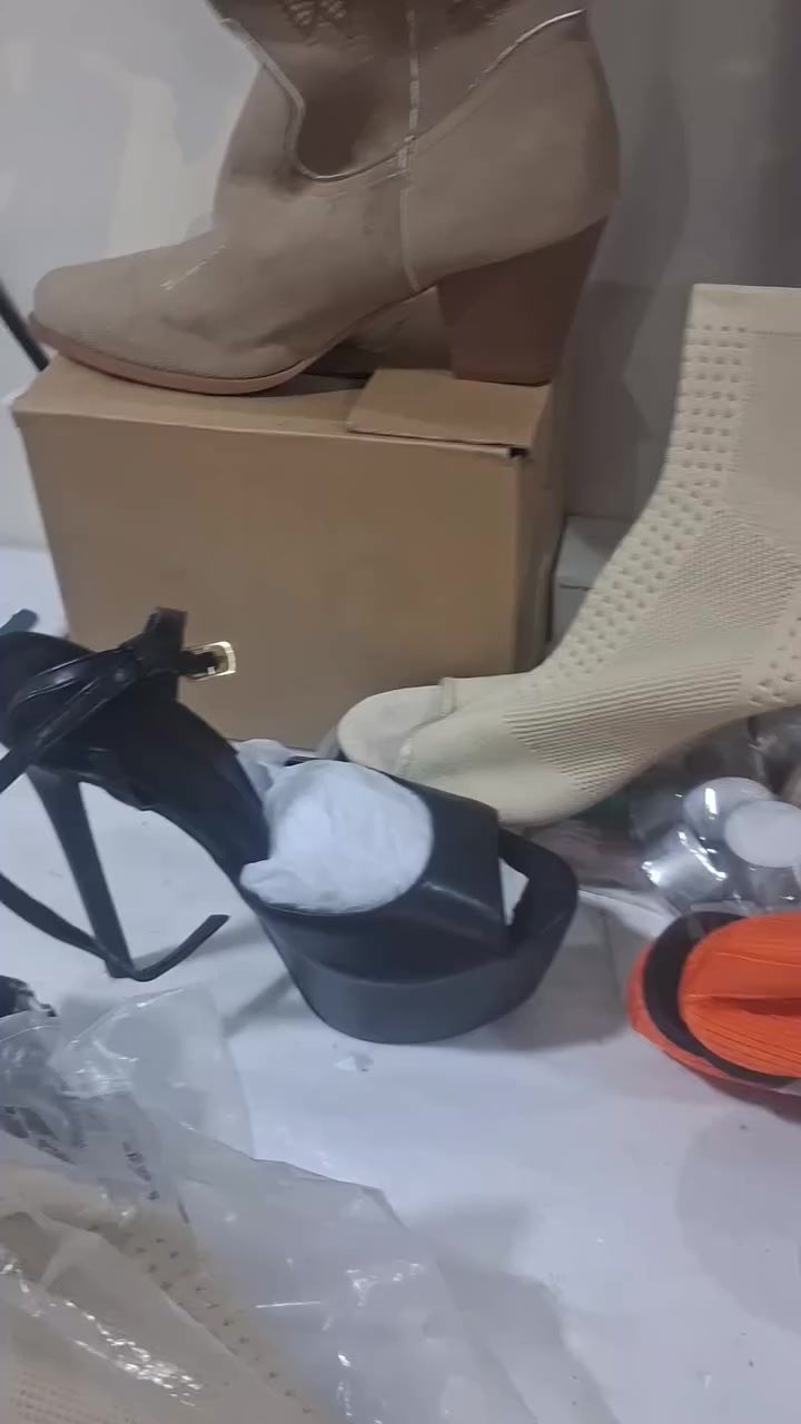 احذيه(٥) ازواج ب١٠ تصفيه كلهن ب١٠ الي عل باب الله يفيدنه جان عدي كارتون كامل  سويت تصفيه كله عل الفين وثلاث الاف بعتهن بقن بس هذن بالفديو


**إذا كنت صاحب هذا الإعلان وتريد حذفه لأي سبب، رجاءا أرسل رسالة إلى الدعم الفني**