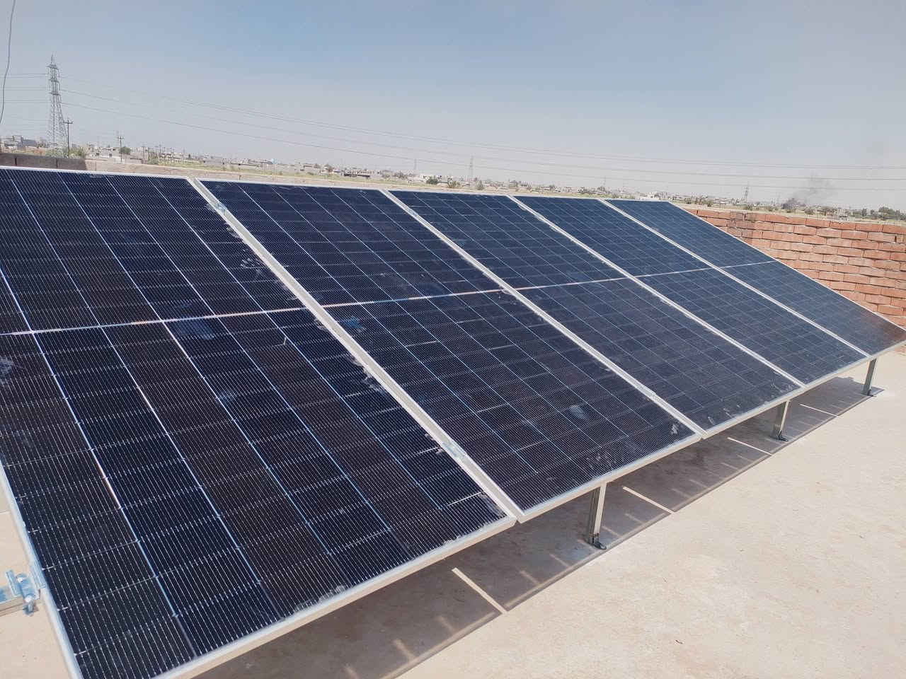 📍بعقوبة_الامام المحسن
تم تنصيب طاقة شمسية (شركة شيساج)
بقدرة 10امبير نهاري☀️ 8امبير ليلي🌖

تتكون المنظومة من انفيرتر بقدرة5 kw✅
وبطارية بقدرة 3.5 kw✅+بورد سيطرة متكامل✅
مع هيكل حديد مغلون لالواح شركة جينكو عدد 5✅

ضمان البطارية 5سنوات حقيقية✅✅
ضمان الانفيرتر 2سنوات حقيقية ✅✅

للتواصل :
*********** المهندس صالح الحربي
*********** محمد صالح الحربي
