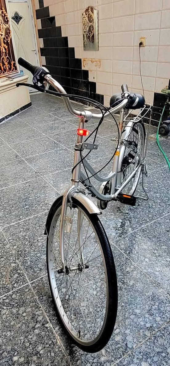 بايسكل اصلي مو صيني!!

نضافه فول خير من الله

بداله وكامل ما بي نقص
المكان ناصرية سومر  
***********  واتساب فقط
