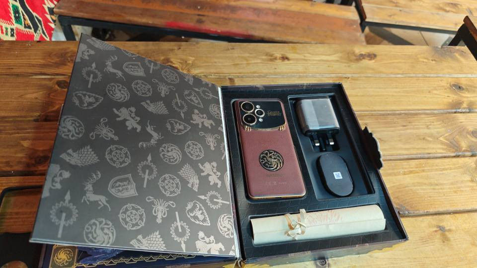 جوانترین مۆبایل 😍😬
realme 15 pro
Game of Thrones Limited Edition
کامل ئەشیا و تەرتیبات
هەر کارتۆنەکەی هەمو ئایفۆن دێنێ😂
رام ١٢
٥١٢
پاتری ٧٠٠٠
٨٠ وات
snapdragon 7 gen 4
شاشە ١٤٤ هێرتز
فول لەهەموو شت
نرخ تەنها ٧٢٠ هەزار قوفل 
ناونیشان هەولێر 
گەیاندن هەیە 
*********** أربيل, العراق

