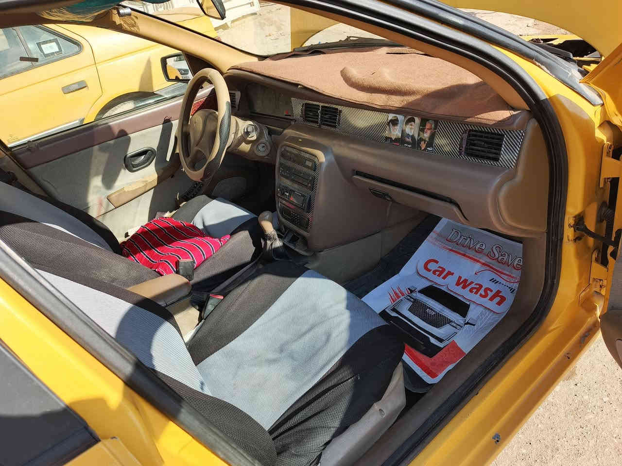 سلام عليكم سمند موديل 2011 رقم ميسان  نكليزي مكان  سياره ميسان جاهزه على اخير حبابه ربع متخسر عليها مصفره سعرها 37بيها مجال اي ستفسار اتصل بيك خير تدلل 
***********
