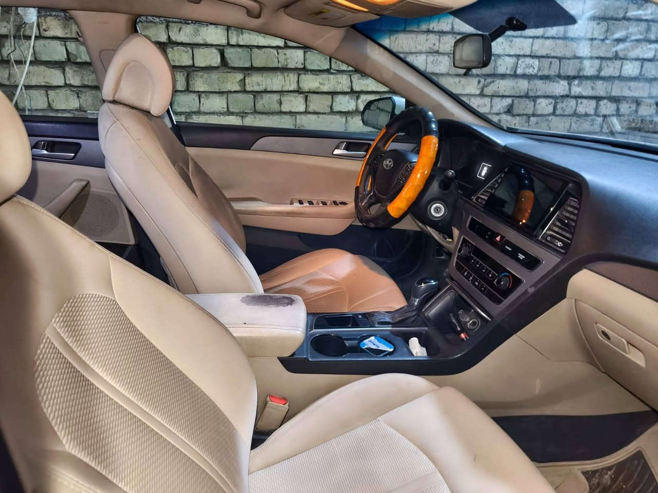 سوناتا 2015  للبيع
السعر 113 بيع مستعجل 
حادث جاملغ وبنيد 
محرك 2400
كربلاء***********
