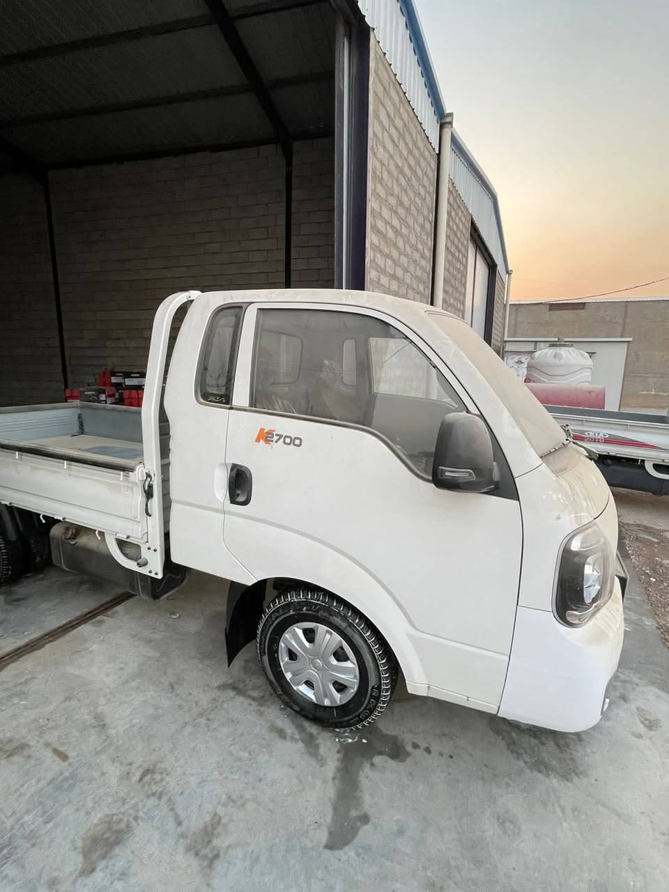 السلام عليكم
كيا بنكو 2700 نثيه زيرو 

رقم بغداد سنويه تحويل 

مكفوله كفاله عامه 

فول سستم 

السعر 168 ورقه و بيها مجال 

للتواصل على الرقم ***********
