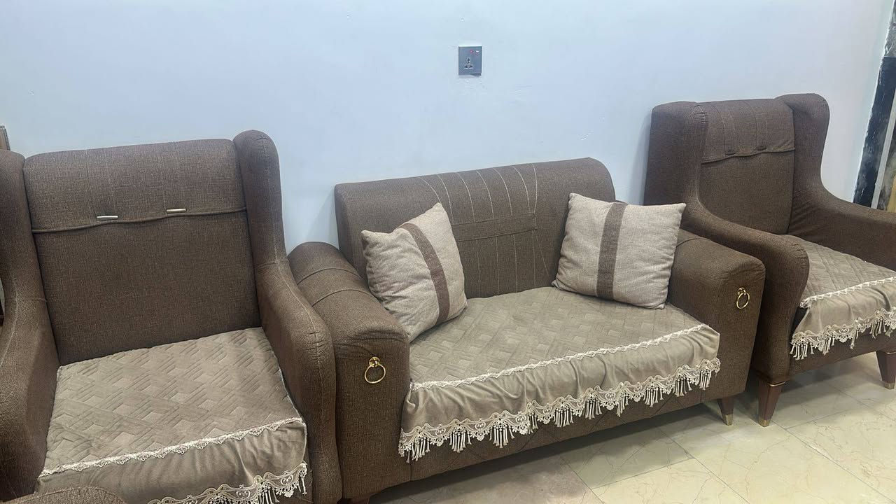 تخم للبيع أخت جديد ٨ مقاعد ب٤٠٠


**إذا كنت صاحب هذا الإعلان وتريد حذفه لأي سبب، رجاءا أرسل رسالة إلى الدعم الفني**