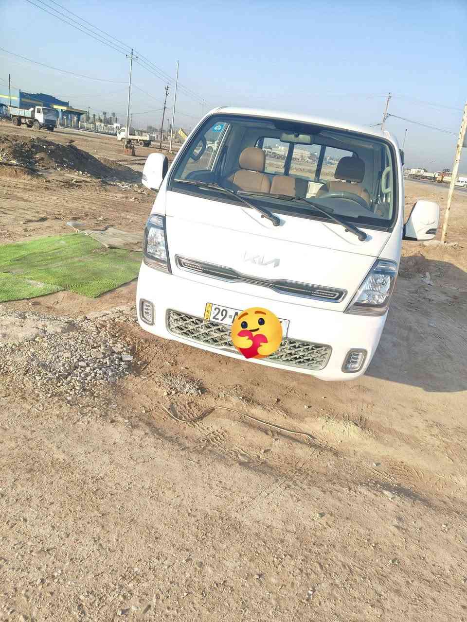 سلام عليكم ورحمة الله 
#للبيع كيا بنكو 2700
موديل 2024
رقم واسط انكليزي 
تحويل مباشر  عنوانها ذي قار قضاء الفجر
سياره مكفوله ماشيه 38 تخم تاير فرشه بدي جديد اصلي ام الباركود 
سعرها 162$ترهم بيع او مراوس حسب الاتفاق
رقم الهاتف***********
