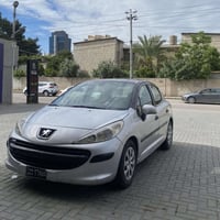 بيجو ٢٠٧ • ٢٠٠٨ • كمرك نضافة