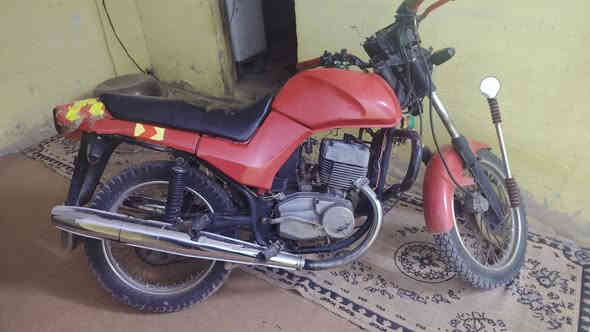 سلام عليكم جاوه البيع محرك مامفتوح محرك وكامل سعره 800رقمي ***********
