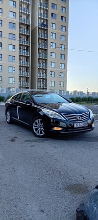 هيونداي ازيرا 2012(خليجي ) مكفوله من الصبغ  فقط بارد بسيط والباقي مكفو...