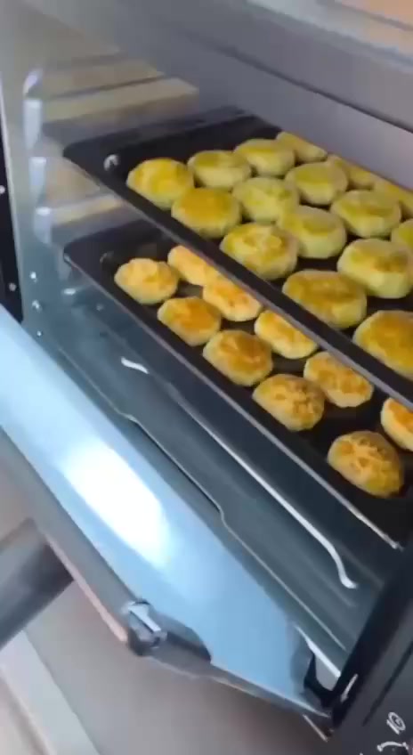 مثل هذا الفرن مستعمل ٣ مرات بس 
دا نبيعة لان المطبخ مالتنة صغير 🥲
ب١٠٠ الف


**إذا كنت صاحب هذا الإعلان وتريد حذفه لأي سبب، رجاءا أرسل رسالة إلى الدعم الفني**