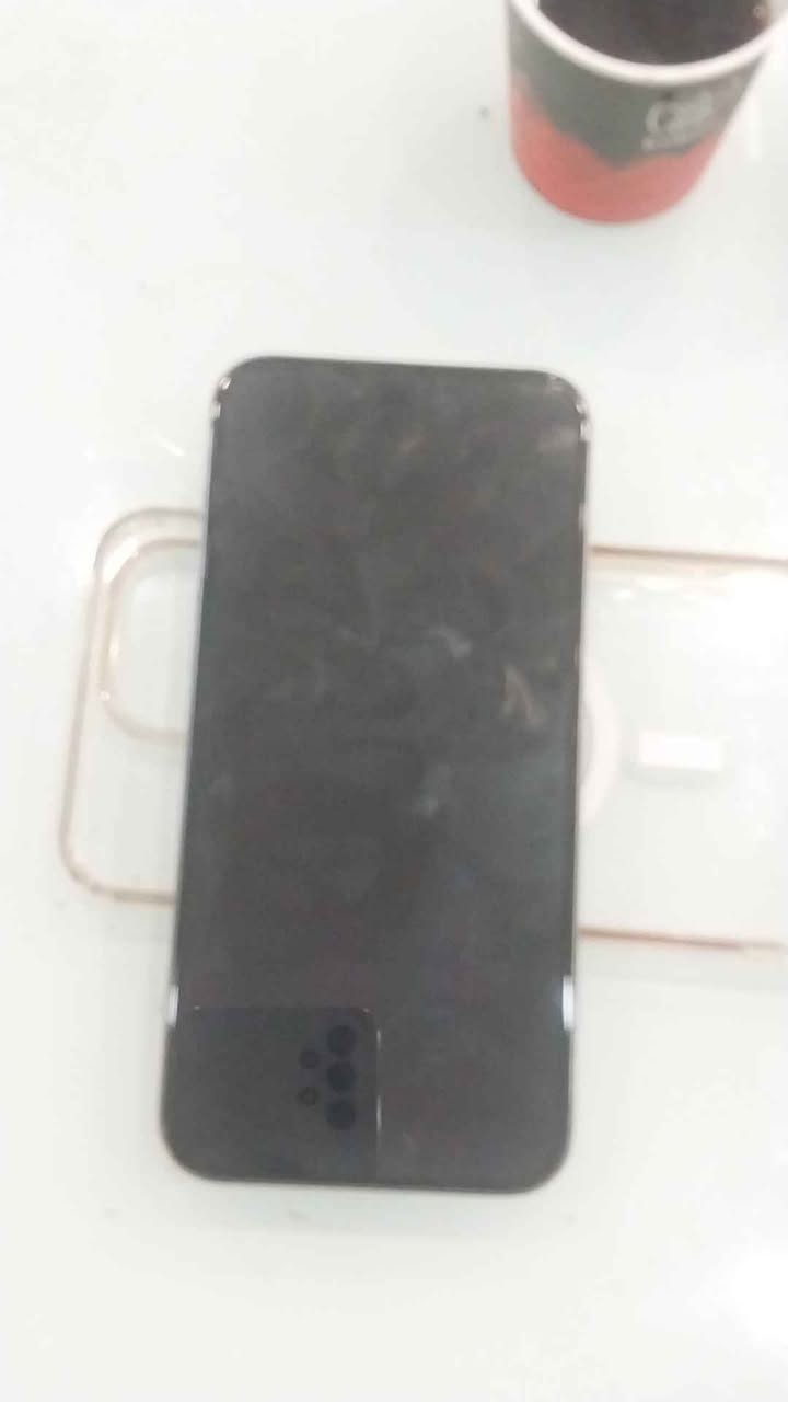 ايفون 15 برو ماكس ذاكره 256بطارية ١٠٠ مكفول من كلشي لا مفتوح ولا مصلح مكاني بغداد *********** بغداد, العراق
