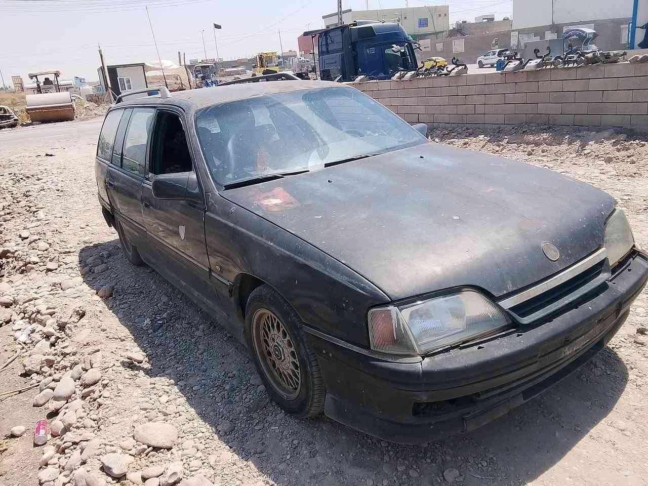 السلام عليكم
تفصيخ اوبل اوميكا فكترا كاديت كلشي موجود 
عنواني موصل بازوايا مقابل مجمع اسود الرافدين 
***********
***********
