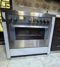 طباخ • نظيف • شغال