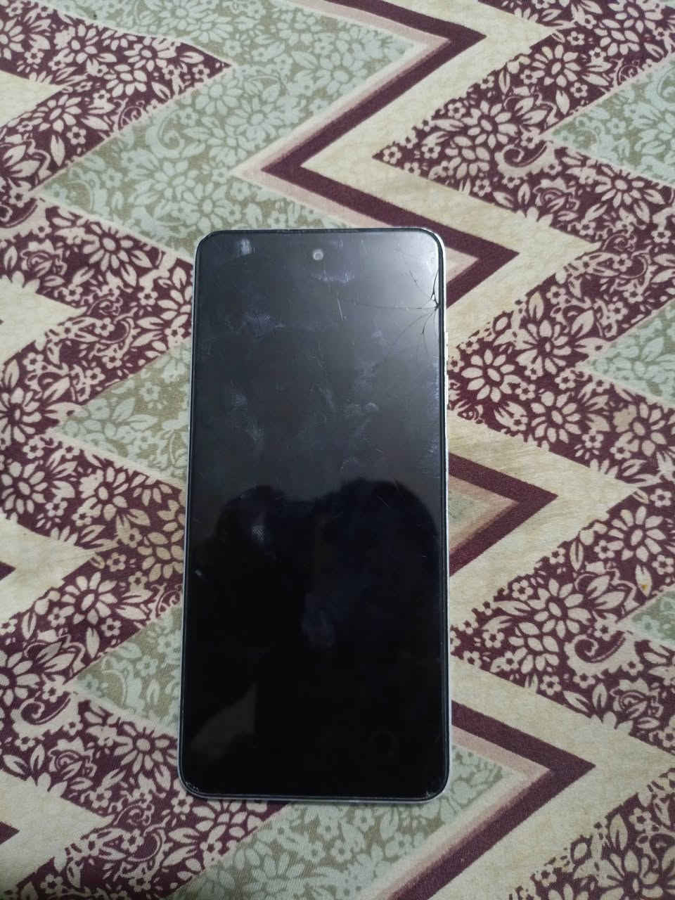 سلام عليكم  مبايل تكنو للبيع مروس  بدراجه  سعر 120 بيه مجال مكان بغداد *********** واتساب#
