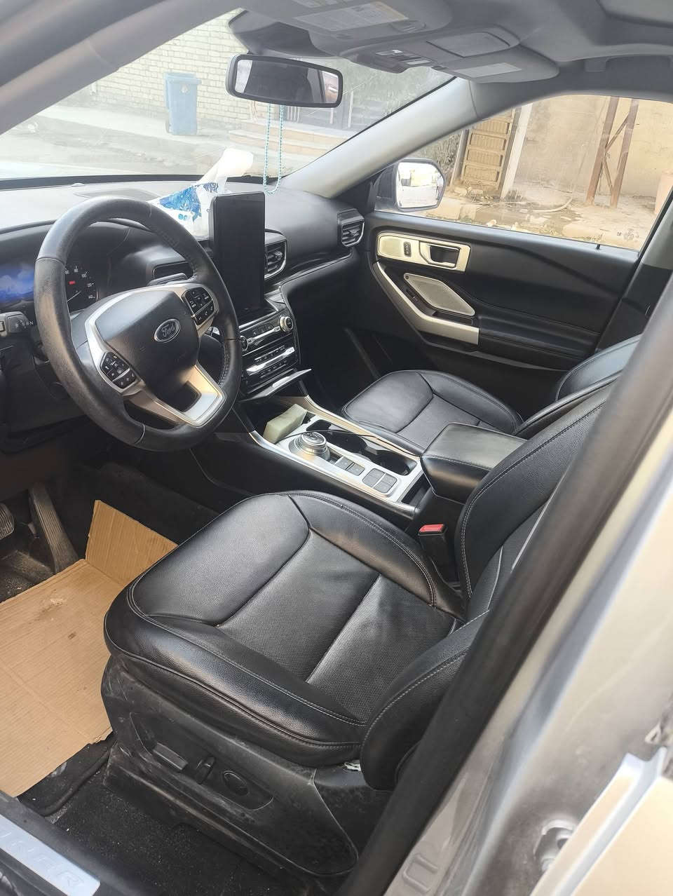 بسم الله

Ford Explorer 2023🔥

حجم المحرك 4 سلندر توربو(2.3L)

عداد المسافة31 ميل

عدد المقاعد (7) راكب

المواصفات  لمتدد 

بصمة تشغيل

بصمة ابواب

صندوق شفط كهربائي 

 

كشنات تدفئة تبريد

رادار أمامي(تحديد مسار)

رادار جانبي (نقاط عمياء)

رادار خلفي(تحذير من الاصطدام)

حساسات خلفية وامامي+ كاميرا

كير ماوس

اوتو هولد Auto hold

أوتو ستارت Auto start

أوتو ستوب Auto Stop

هاند بريك بصمة

تبريد مركزي 

شاشة كبيرة لمس 

Android Auto

تحكم وضعيات القيادة (Drive Modes)

مانع انزلاق+ABS

تحكمات استيرن

منافذ USB+AUX

وبقية المواصفات المعروف

السيارة  حادث صندوق صبغ فقط جاملغ

تترقم جميع محافظات عده الشمال 

تكلفة الرقم 16

العنوان العماره

للإتصال 
***********
***********
