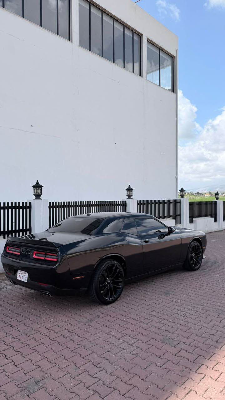 سلام عليكوم 
دوج جالنجر 
موديل2023
موسفاتsxtبدلsrt
زه ر بولند سبخ و جملخ كلير امريكي 
بدون داخل يرباك سيستم 
سعر165و مجال 
عنوان عقره 
رقم موبيل ***********وتساب
كورك *********** اكر, نينوى
