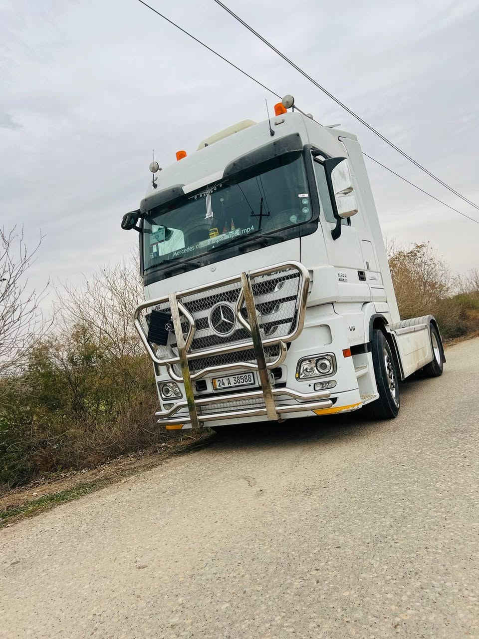 سلام عليكم كتروز للبيع موديل 2014 حجم 1844محسن فول مواصفات ما عده كامره وحساس عربانه كرونه حديث رقم لهاتف ***********
