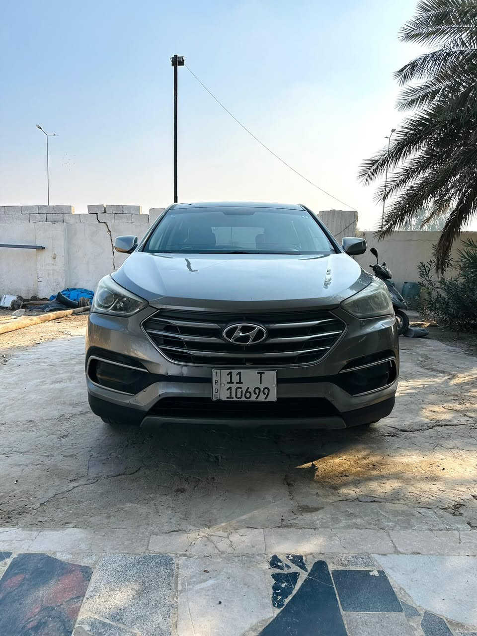 السلام عليكم/ سنتافي موديل ١٧ رقم بغداد باسمي وارد أمريكي حادث صبغ بابين بأمريكا .السونار مرفق بالصور والباقي مكفوله  مكينه 4 سلندر سياره جاهزه من كلشي سعرها ١٤٠بيع او مراوس كيا فحل  عنواني بغداد الشعله. التواصل *********** موجود واتساب
