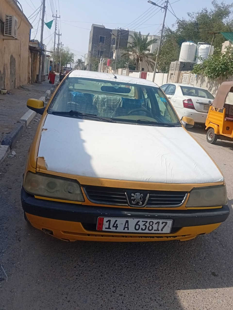 سلام عليكم بيجو اكد405 موديل 16 كير ومكينه كفاله بيه بارد بل جاملغ الوره مثل ما موضح بالصورة بيه باب سايق مبدل سنويه بسمي تحويل مباشر مصفره هيئه وغرامات سعر 27وبيه مجال قليل مكان بصره تبريد نقص بس غاز *********** واتساب. ..*********** سيم كارت
