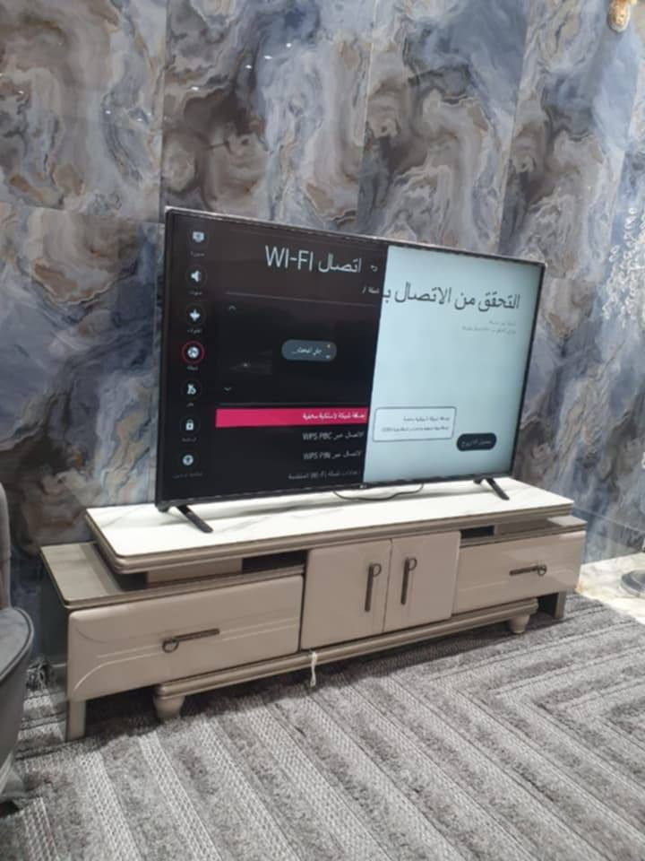 زوليه عدد٢ الواحد ١٠٠قفل بلازمه حجم ٥٥ نت سعر ٢٥٠الف وبيها مجال وميز بلازمه ١٥٠وبي مجال للبيع العنوان بغداد حي الخليج سريع محمد القاسم خلف مجمع الزهور رقم بي وتساب فقط***********
