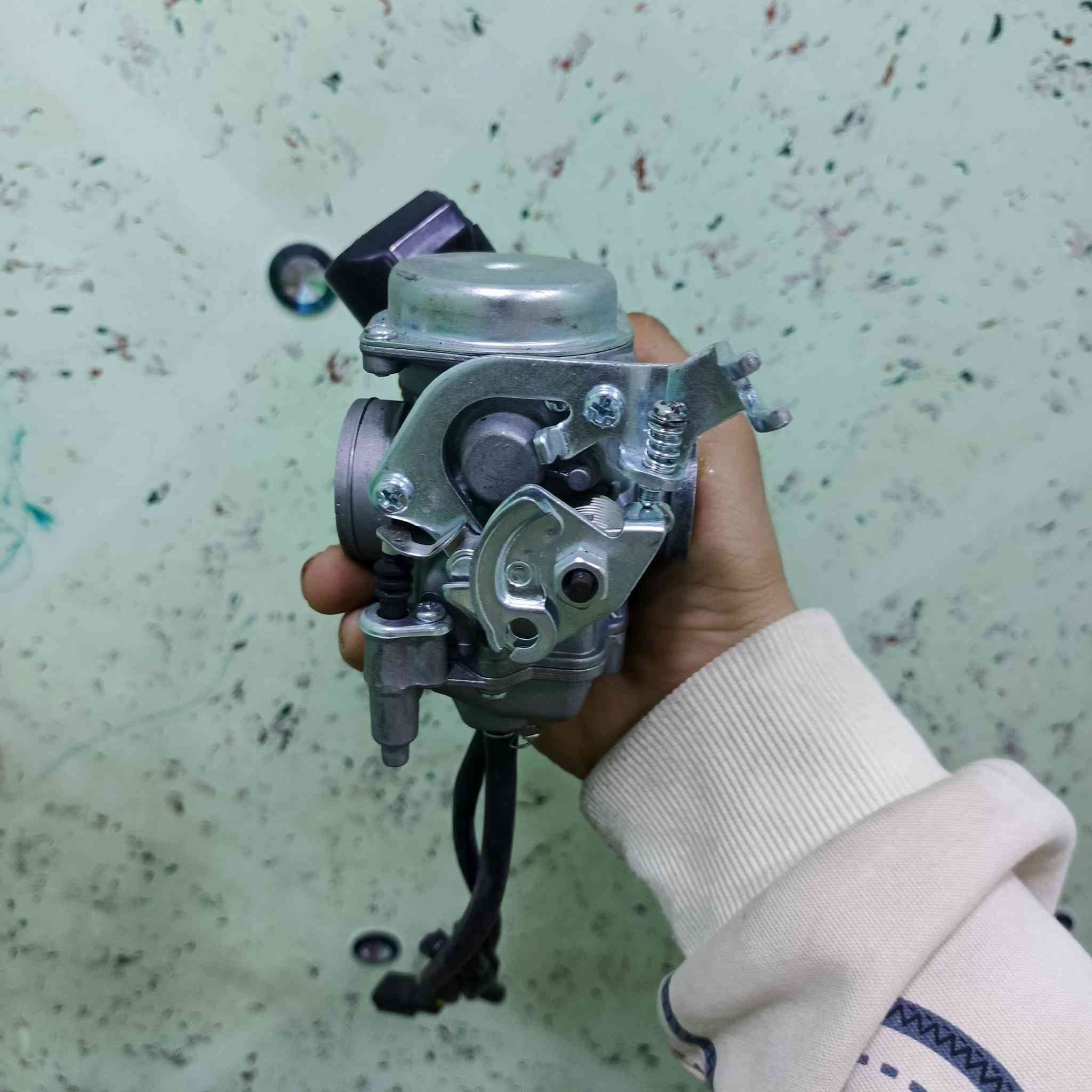 سلام عليكم كابريتر ماكس جديده مامستخدمه 20
ودبل مال ماكس بلادي سعره 10

الموقع البصره قبله رقم لواساب ***********
