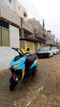 دراجه شحن حيدر النيار لدراجه نضيفه تايرات جدد لآيات كله شقاله الرباعيه...