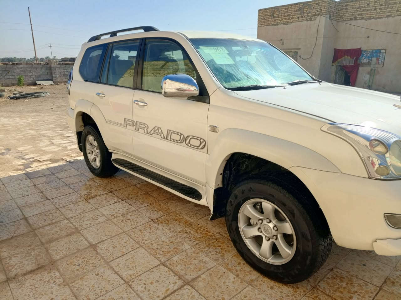 برادو موديل 2007 سياره جديده مكينه 4 مكفوله منظربه بس كدشبربلباب سايق صبغ السعر 135وبيهامجال***********مكاني ميسان
