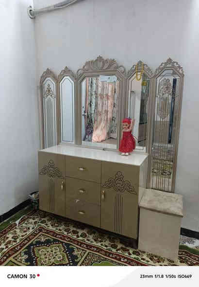 غرفة للبيع 900 وبيها مجال
العنوان الحصي السده قرب البعيفان 
رقم ***********
