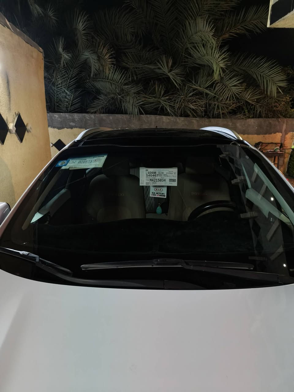 السلام عليكم سبورتج موديل 2019 شكل 2020 للبيع فقط..
السعرر : 202 وبيها مجال بسيط حك الجيه. 
السياره ماشيه 51 حقيقي. 
السياره مكفوله من الصبغ بيها رصعتين أو ثلاثه رصعات. 
بيها جوه البك لايت الايمن تعديل بسيط جدآ. 
المواصفاتت :
1- حساس امامي خلفي 
2- هاند بريك بصمة 
3- كشنات كهرباء 
4- شاشة وكامره اصلية 
5- جنطة كهرباء 
6- مري شفط 
7- مانع انزلاق و 3 وضعيات قياده نورمال و سبورت و ايكو. 
8- باموراما 
9- محرك 2000 دوش 
10- تحكمات ستيرن 
مواصفاات الجي تي لاين ... 
السياره جديده جدآ سبيرها منازل مال جناي 
العنوان بغداد قرب جزيرة بغداد السياحية. 
للاستفسار اكثر الاتصال على الرقم ***********.
غير متواجدد فيسبوك مكلف ب النشر.
