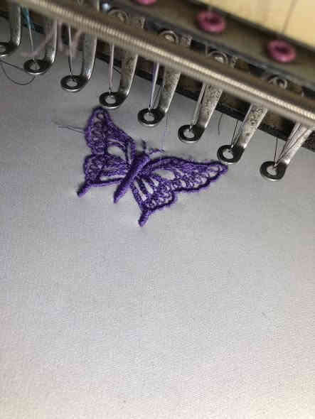 مكينة تطريز موديل 2014 للبيع 🤍
المكينه ماناقصها شي ونضيفه جدا وشغلها حلو وبسعر جدا مناسب 15 ورقه وبيها مجال لشراي مكاني مركز بابل رقم الهاتف // ***********
