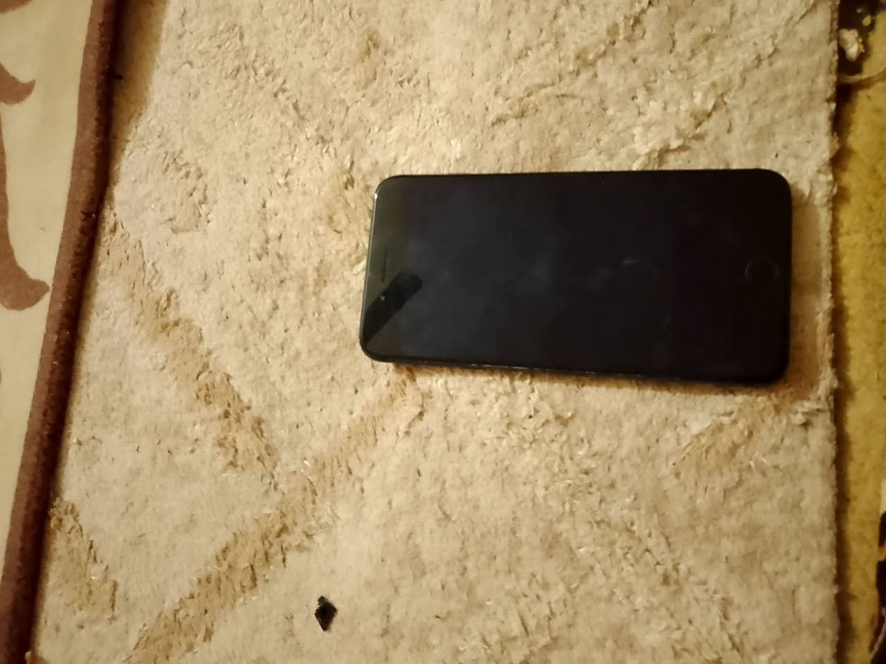 ايفون سبعة بلاص مضافة 75% مبدأ شاشة بطارية السعر 65   تلفون ***********
