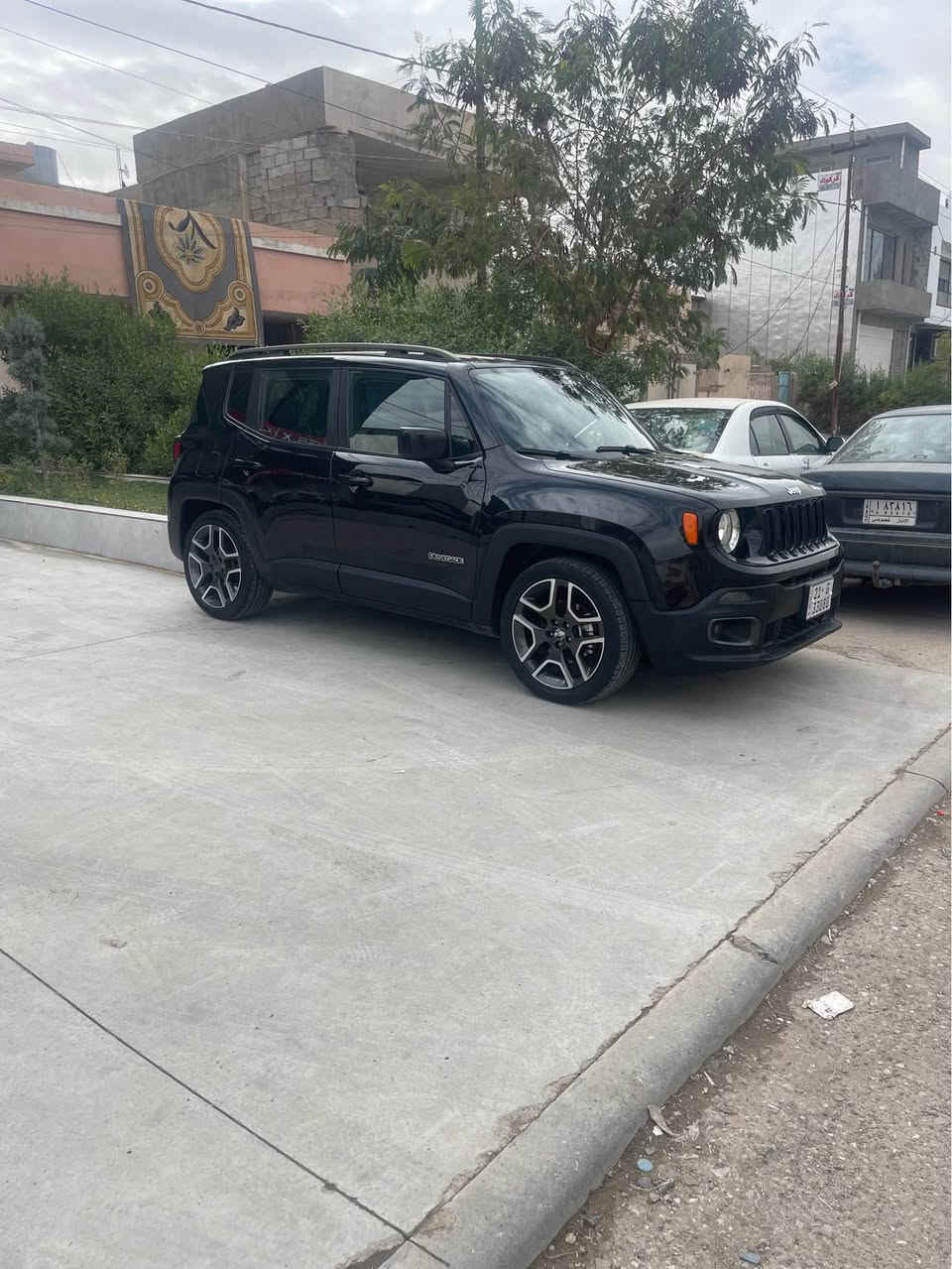 السلام عليكم 
للبيع جيب رنكيد 2021
لون اسود
حادثه چاملغ بدون ذواخل بدون ايرباك 
 

شاشة ايپاد
هندبريك بصمه  
كامرة خلفيه
ويل كب  
ماشيه 90  الف كيلو
تريد وكالة تريد تحويل 
محرك 2400
تبديل بلكات اصلية  
تخم تاير ياباني اصلي
السعر124مجال بسيط 
***********
بو فروشتن جيب رنگيد2021
رةنگ رةش
يةك چاملغ و بوياخة بي ناوي بي ارباك
مواصفات
سپورت
شاشة ايپاد 
بريك بصمة
كاميرة 
ويل كپ
گير و مكينة بةشةرت
مكينة 2400
4پلاكى تازةى شريكة
4تايي تازة  
نرخ 124
*********** كركوك, العراق
