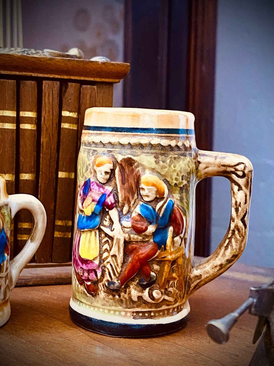 مصغّرات انـتيكـ ✨
القياس 7ونص _5 سم
السعر 5 الاف

‎للطلب والاستفسار مراسلة الصفحة 💌💌
‎يوجد خدمة توصيل لكافة المحافظات🚕🚕
‎

.
.
.
.
.
.

‎#انتيك #انتيكات #كوب #انتيكات_تحف #فنتج


**إذا كنت صاحب هذا الإعلان وتريد حذفه لأي سبب، رجاءا أرسل رسالة إلى الدعم الفني**