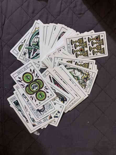 السلام عليكم
باكيت تارو..ت غير مستخدم للبيع
الاسعار تواصل على الخاص او واتس اب
فقط على الرقم

***********
مكان / حي الجامعة بغداد
يوجد توصيل فقط بغداد
