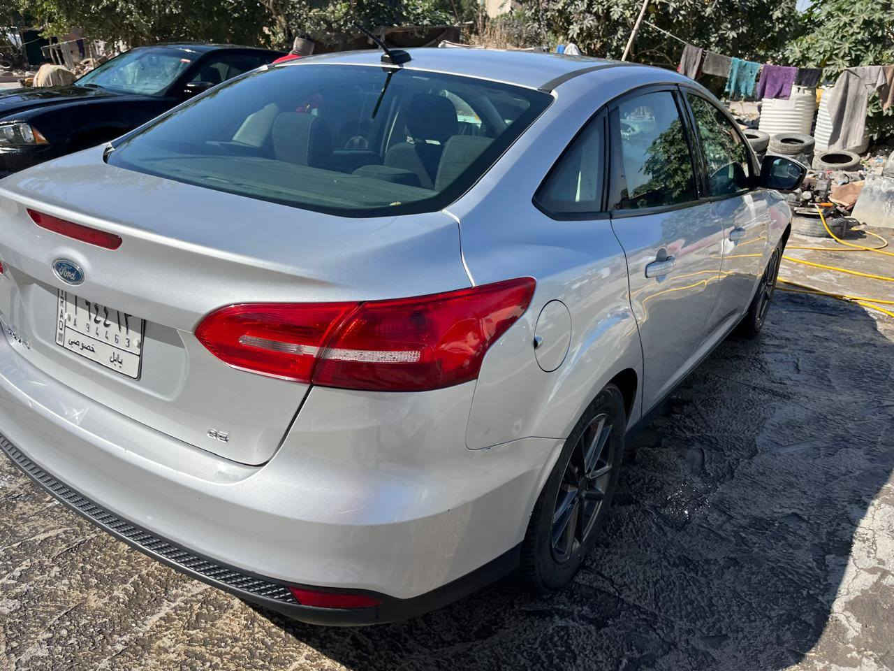 السلام عليكم احبائي الكرام 
فورد فوكس 2018 محرك 2000تنفس طبيعي مكينة كير تبريد تدفئه حداديه تايرات كله مشروط سياره جاهزه مية%الله شاهد كلش حلوه واحلى من الصور بيها جاملغ فقط صبغ وبنيد بي طخه ونفسه مرجعي بدون اي صبغ  السعر 78 قفل مكانه نجف الاتصال على الرقم *********** تحياتي للجميع النجف, العراق
