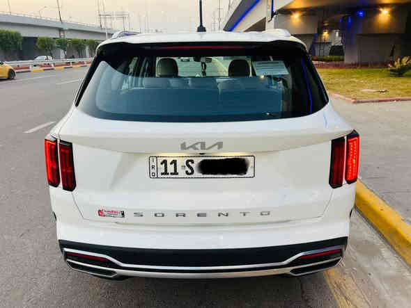 سورنتو  2022  خليجي بغداد 
بارد بخشم الجاملغ الأمامي الأيسر كد 5 أصابع والباقي مكفول
 6 سلندر  7  راكب 
كير ماوس 
كشنات كهربائي ومغلفة جلد
وباقي مواصفات السورنتو
ماشية 65000 قابل للزيادة 
السعر  285  وبيها مجال 
للإتصال ***********
مكاني بغداد
