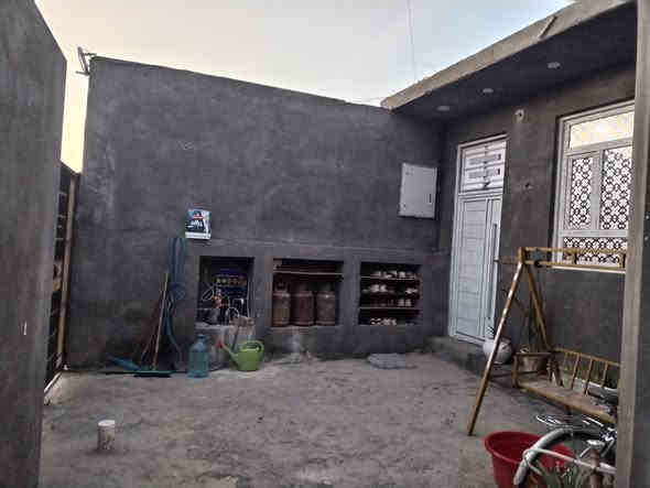 بيت للبيع الحبيلية 51 مساحه 200 متر غرفتين جوه و 1 فوك وصاله  وستقبال وصحيات داخليه وخارجيه السعر 165 علي اسكان 47 تنزل من سعره الرقم ***********
