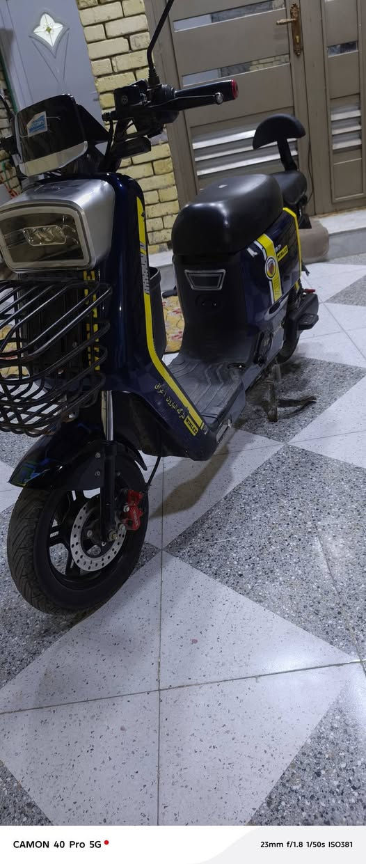 السلام عليكم دراجةR7 بطاريات 32 الكبار   للبيع السعر 450 المكان حي بغداد ***********
