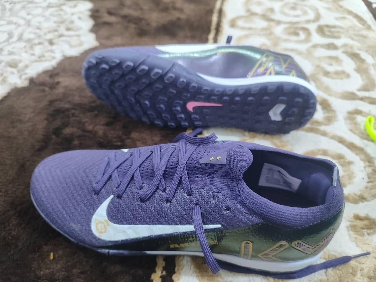 قياس 42 
توصيل موجود


**إذا كنت صاحب هذا الإعلان وتريد حذفه لأي سبب، رجاءا أرسل رسالة إلى الدعم الفني**