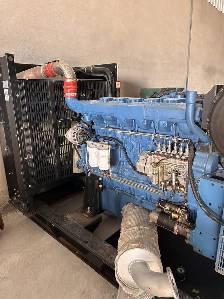 مولدة شتاير 500kva زيرو صفر 
اخوان مولده حجم جبير ونحاس100‎%‎
24 ولف p12 موصل يوجد توصيل 🚚 
***********
