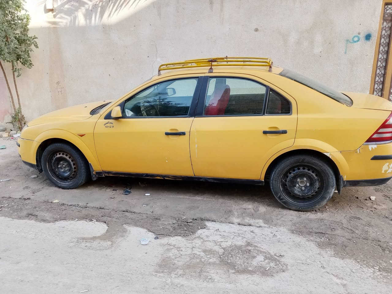 السلام عليكم فورد مونديو 2006للبيع جاهزه محرك كامري تبريد شغال الاتصال ***********
