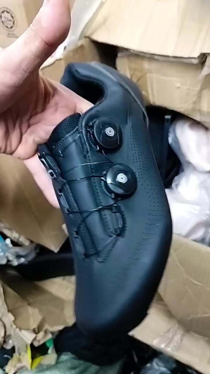 قطعه فول اصليه 25الف  والتوصيل مجانا ***********
